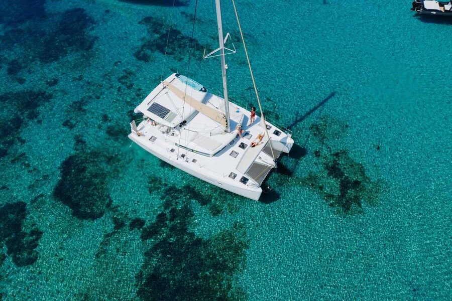 Athens: Catamaran Cruise with Fresh Lunch and Wine - Leaving Athens behind at Alimos Marina