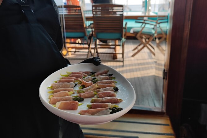 Athens cruise: Agistri, Moni/Metopi, Aegina with lunch & drinks - Moni or Metopi: the day’s best swim