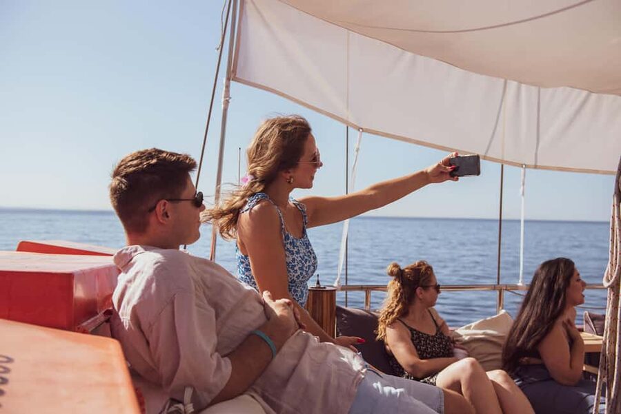 Athens Day Cruise: Agistri, Moni & Aegina + Lunch & Drinks - Greek lunch on deck, with plenty to eat