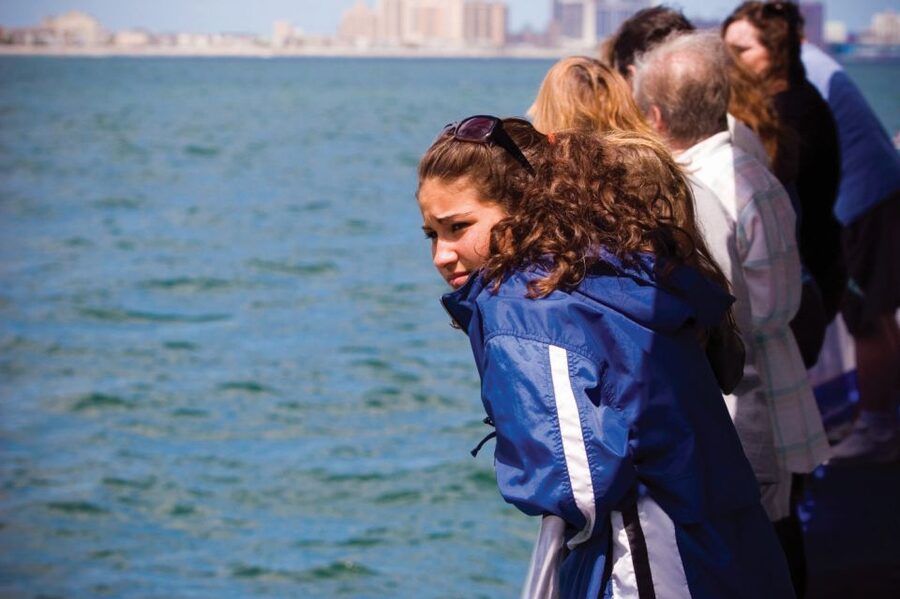 Atlantic City: Dolphin Watching Ocean Cruise Adventure - Commentary from the captain and marine guide