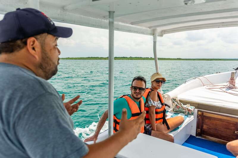 Bacalar: 3 Hour Boat Trip with Swimming & Drinks - Stromatolite Barrier and the fragile side of Bacalar