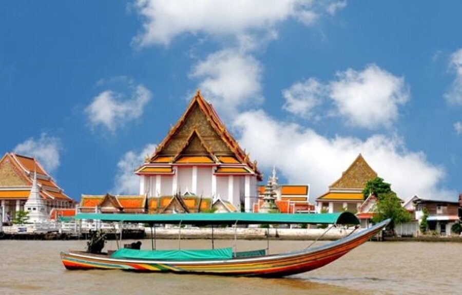 Bangkok: 2-Hour Canal Tour by Teak Boat - The Chao Phraya reveals Bangkok’s big picture