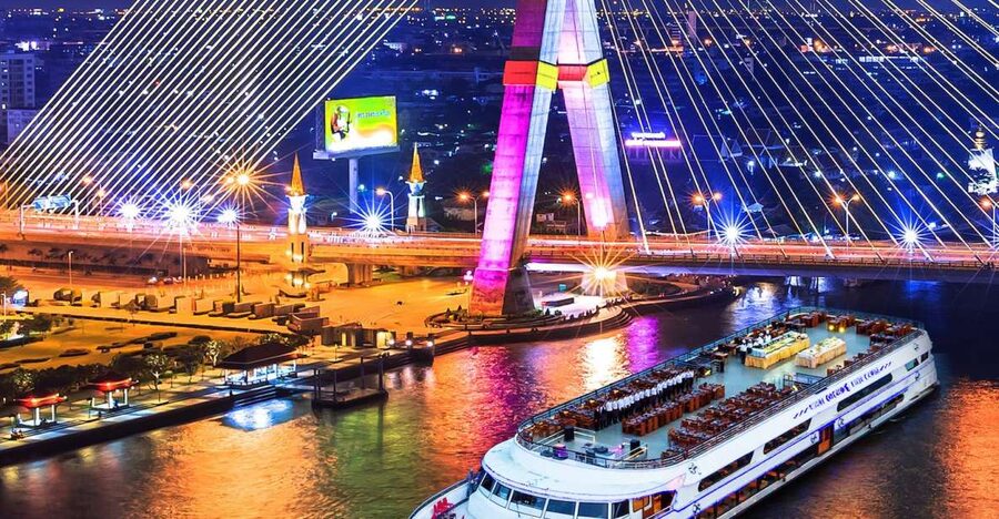Bangkok: 2-Hour Dinner & Shows on White Orchid River Cruise - Why a night on the Chao Phraya works so well