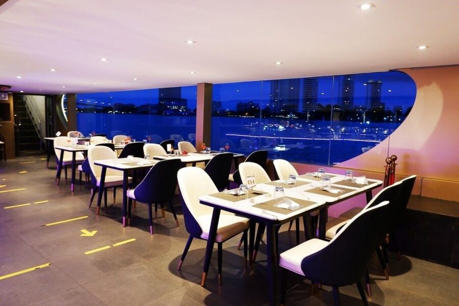 Bangkok: Chao Phraya Buffet Dinner Viva Alangka Cruise - Starting at Asiatique before the 7:45 pm sailing