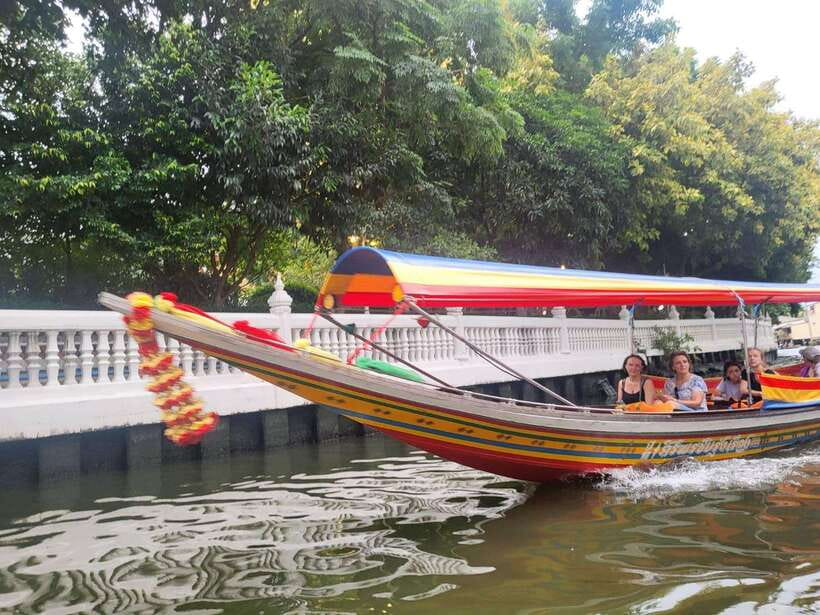 Bangkok: Longtail Boat Canal Cruise - Guides, safety, and the feel of the trip