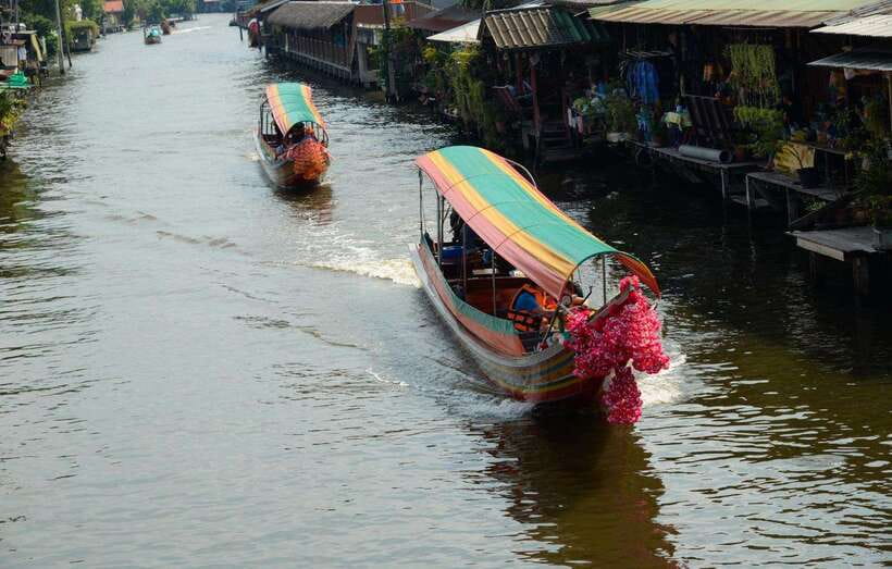 Bangkok: Longtail Boat Canal Cruise - Starting near Wat Pho and crossing the river