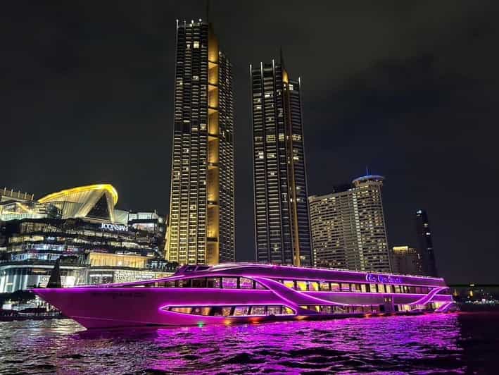 Bangkok: Opulence Luxury River Dinner Cruise - Live music on two decks