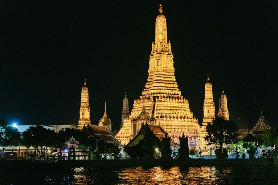 Bangkok: River Dinner Cruise on the Chao Phraya Princess - Why the Chao Phraya is Bangkok’s best dinner backdrop