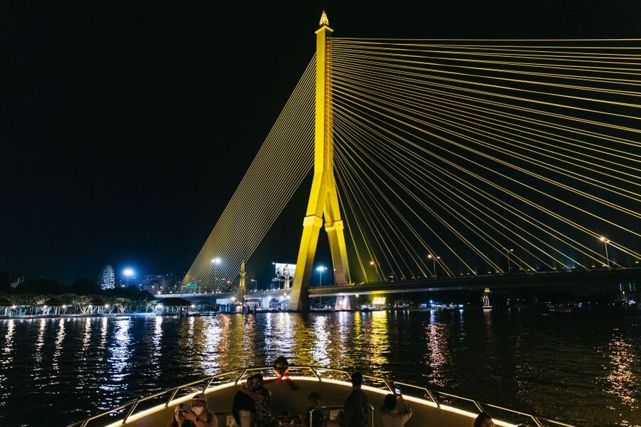 Bangkok: River Dinner Cruise on the Chao Phraya Princess - Who will enjoy this cruise most