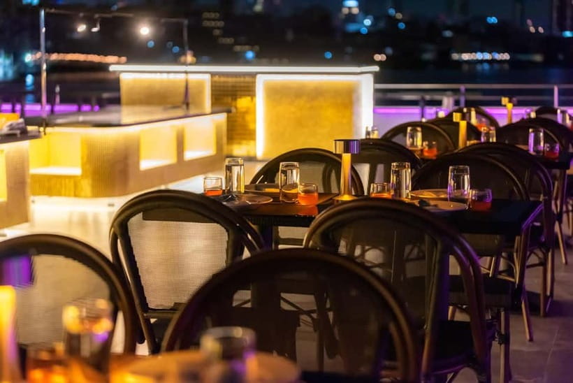 Bangkok: The Newest Luxury 5-Star Bangkok Chao Phraya Cruise - Music, Thai dance, and a lively finish