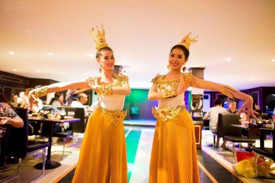 Bangkok: White Orchid Chao Phraya Dinner Cruise free Beer - Music, Thai dance, and cabaret