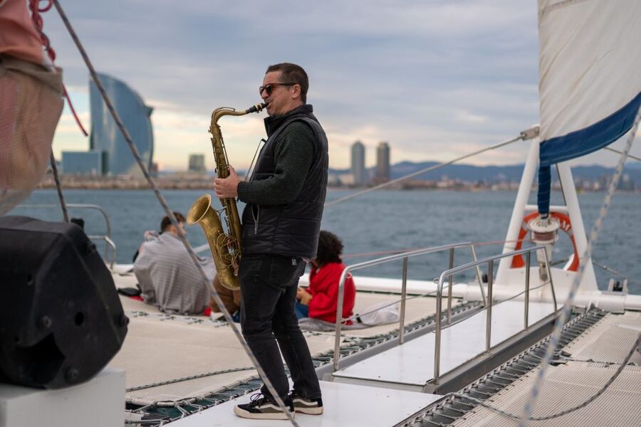 Barcelona: Catamaran Cruise with optional Live Jazz Music - Who should book the Catamaran Orsom