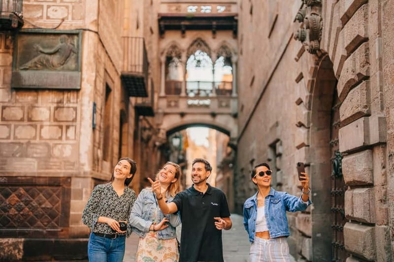 Barcelona: Helicopter, Boat Ride & Old Town Private Tour - Passeig de Gràcia and Gaudí’s great façades