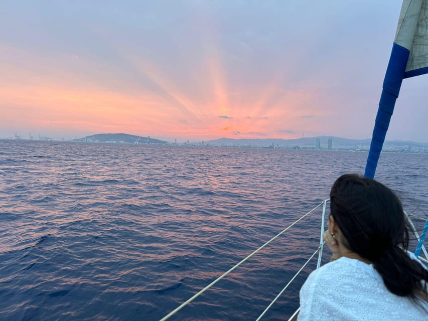 Barcelona: Sunset Sailboat Cruise with Drinks and Snacks - Why Barcelona looks better from a sailboat