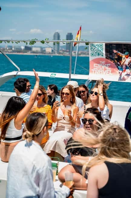 Barcelona: The Original Barcelona Boat Party - Music, dancing, and the international crowd