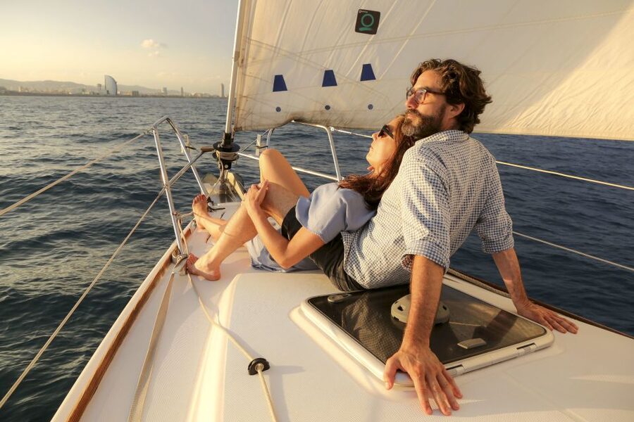 Barcelona: Unique Sunset Sailing Tour with Tapas & Open Bar - The Open Bar, from Cava to Sangria