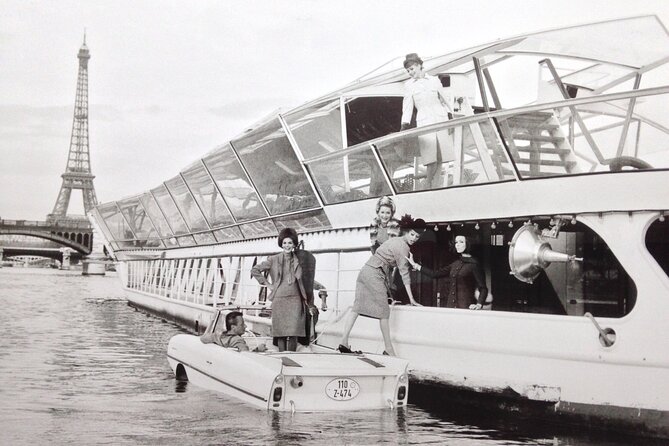 Bateaux Mouches Dinner Cruise on the Seine River in Paris - Who should book this Seine dinner cruise?