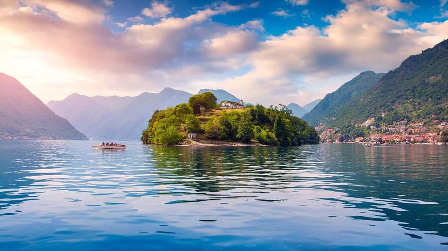 Bellagio: Lake Como Shared Boat Tour - Leaving Bellagio and finding your view