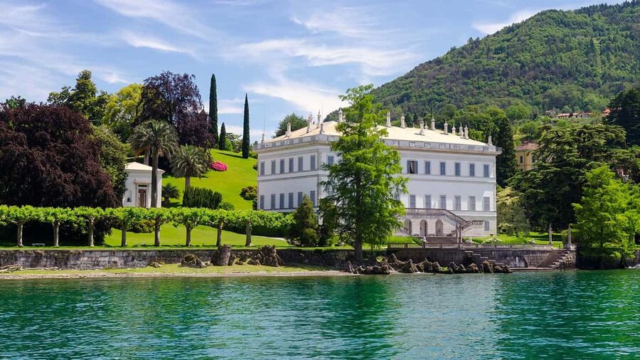 Bellagio: Lake Como Shared Boat Tour - The audio guide needs a little preparation