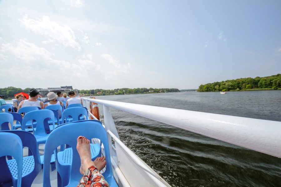 Berlin: 3-Hour World Heritage Cruise to Potsdam - Seating, weather, and onboard service