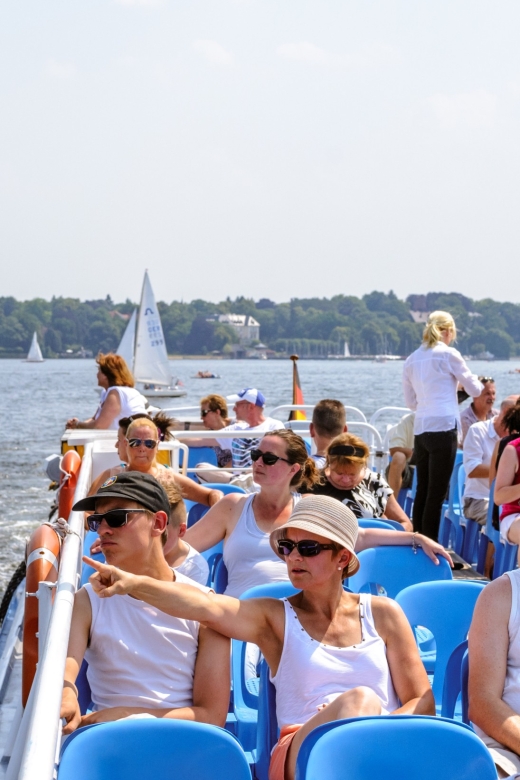 Berlin: 3-Hour World Heritage Cruise to Potsdam - Cecilienhof Palace and the old dairy farm