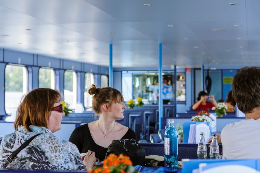 Berlin: 3-Hour World Heritage Cruise to Potsdam - Glienicke Bridge and the Potsdam approach