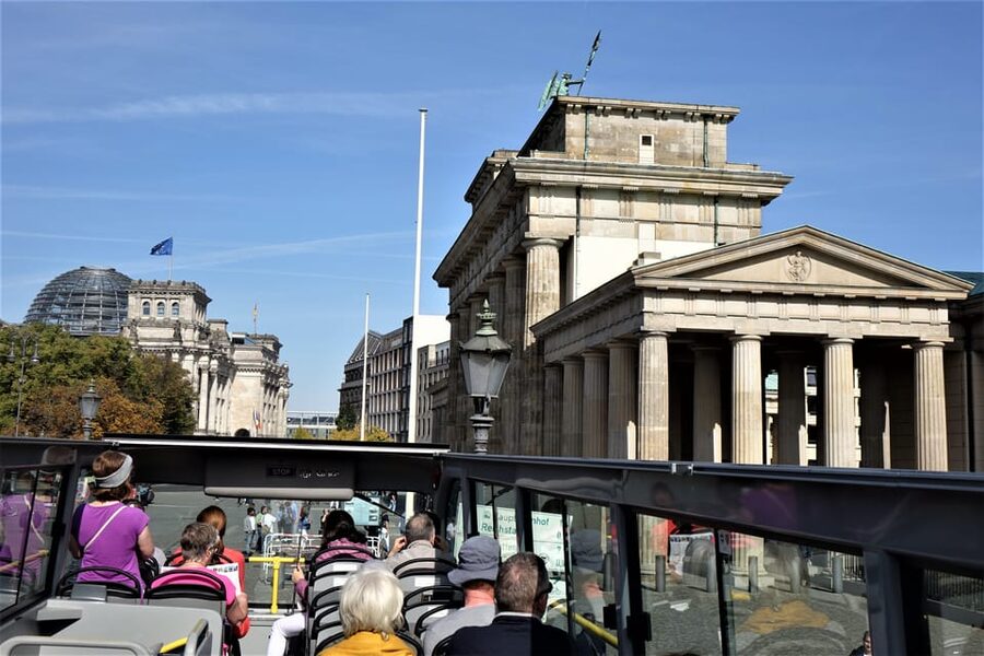 Berlin Combo Package: City Tour & Spree Boat Tour - What the audio guide adds