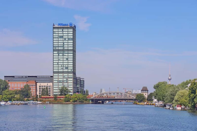 Berlin: East Side Gallery Spree Cruise in a Solar Catamaran - What the Catamaran Is Like Onboard