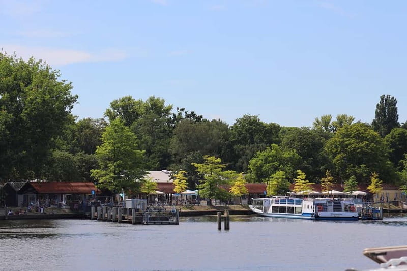 Berlin: East Side Gallery Spree Cruise in a Solar Catamaran - Practical Advice Before You Board