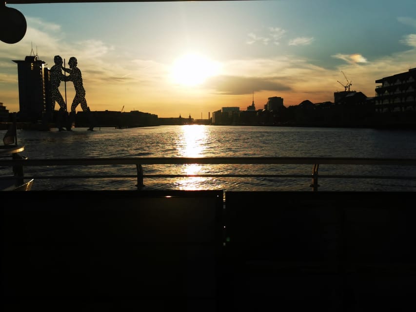 Berlin: Exclusive Boat Tour on a Solar-Powered Catamaran - The government district and Berlin’s architectural showpieces