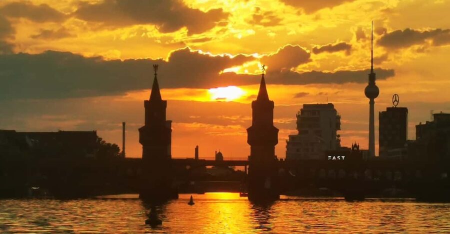 Berlin: Solar Powered Sunset Catamaran Cruise & Audio Guide - Why this Spree cruise feels different