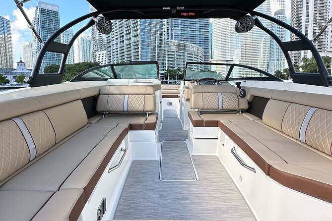 Best of Miami: Private Top-Rated Boat Charter & Guided Experience - A private way to see Miami from the water