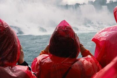 Best of Niagara Falls Canada Premium Tour: Behind Falls and Boat