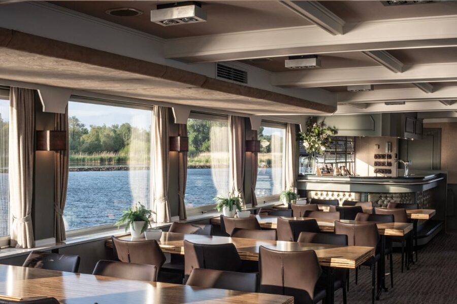 Biesbosch: Boat Cruise through National Park - Wildlife watching without a rush