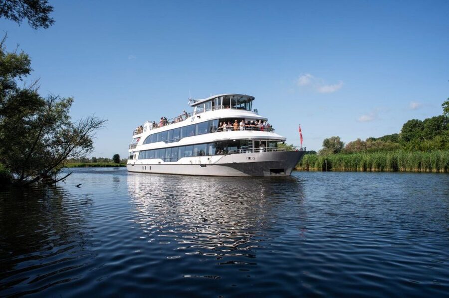 Biesbosch: Boat Cruise through National Park - Food, drinks, and simple comforts