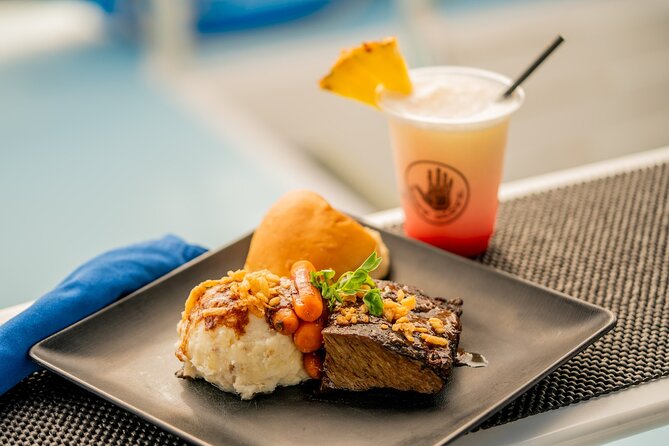 Big Island Historical Dinner Cruise to Kealakekua Bay - Dinner with Kona coffee and macadamia nuts