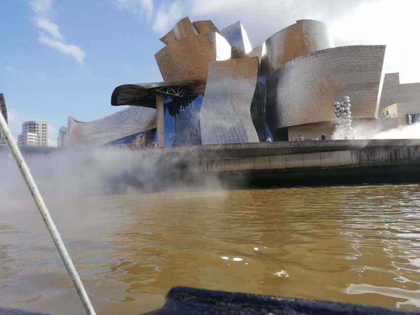 Bilbao: Bilbao Estuary and Abra Bay Boat Tour - From Bilbao Town Hall to the Nervión