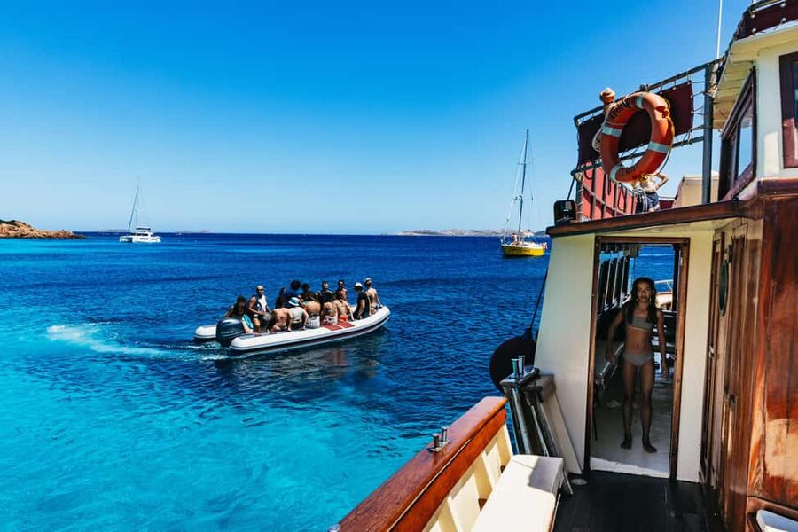 Boat Tour to Caprera and La Maddalena Archipelago - Apollo II: charming, not luxurious