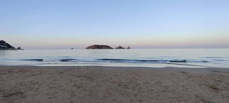 Boat trip to the Medes Islands, caves and stop for swimming - Cala Pedrosa, the 15-minute water stop