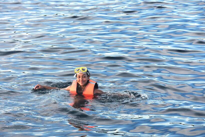 Boracay: Sunset Cruise with Water Activities - Who should book this experience