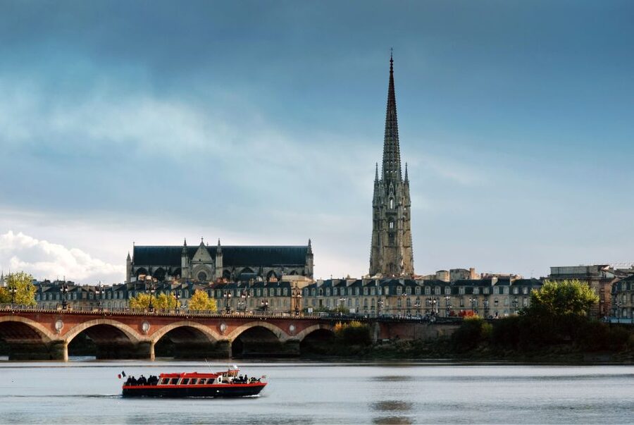 Bordeaux: River Cruise with Commentary, Wine and Canelé - The Port de la Lune and Bordeaux’s long stone façades