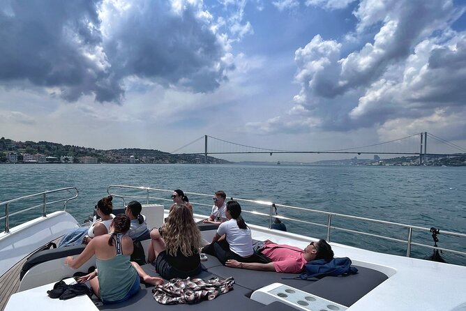 Bosphorus Yacht Cruise Experience: Visit the Asian Side - Küçüksu Palace and Anadolu Hisarı