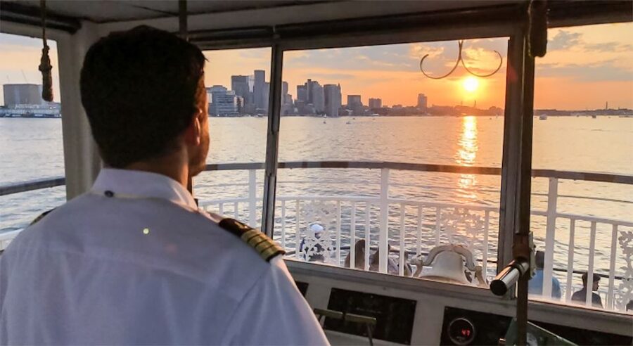 Boston: Boston Harbor Sunset Cruise - From golden hour to Boston’s city lights