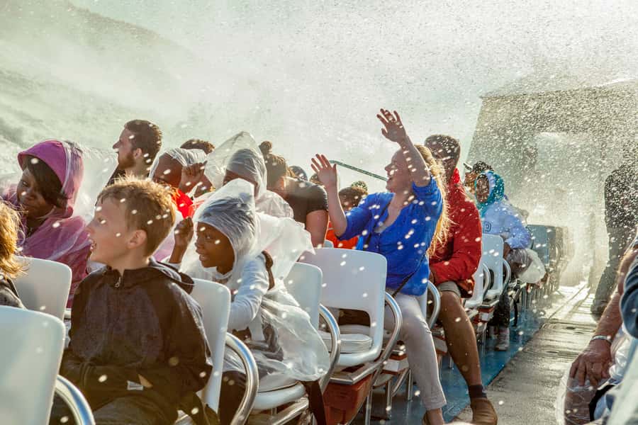 Boston: City Cruises Harbor Codzilla High Speed Thrill Boat - What the 45-minute ride feels like