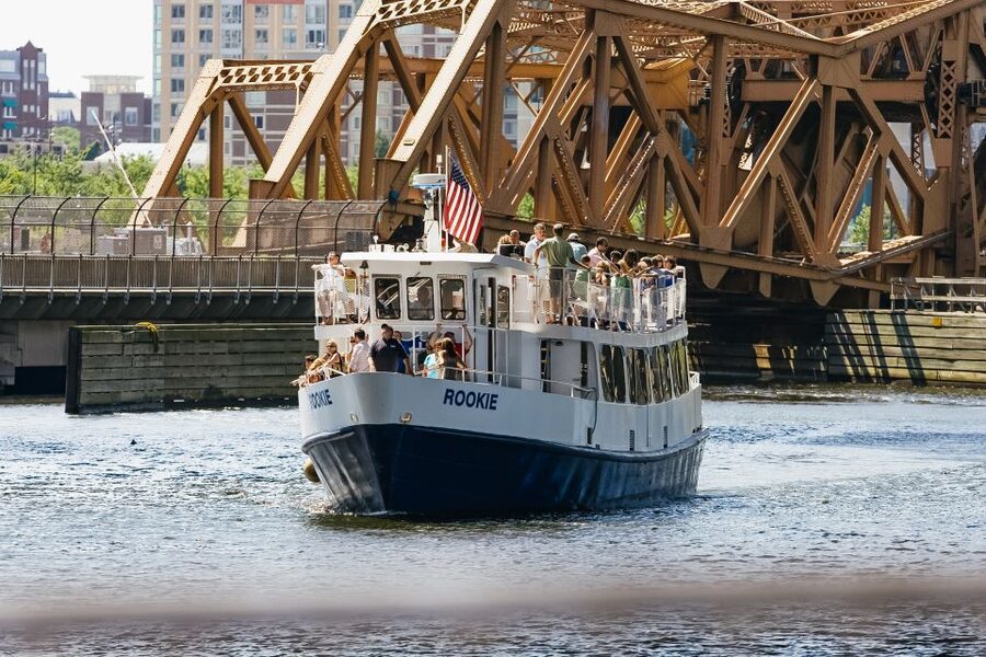 Boston: City Cruises Historical Sightseeing Cruise - Why Boston Harbor is worth seeing from the water