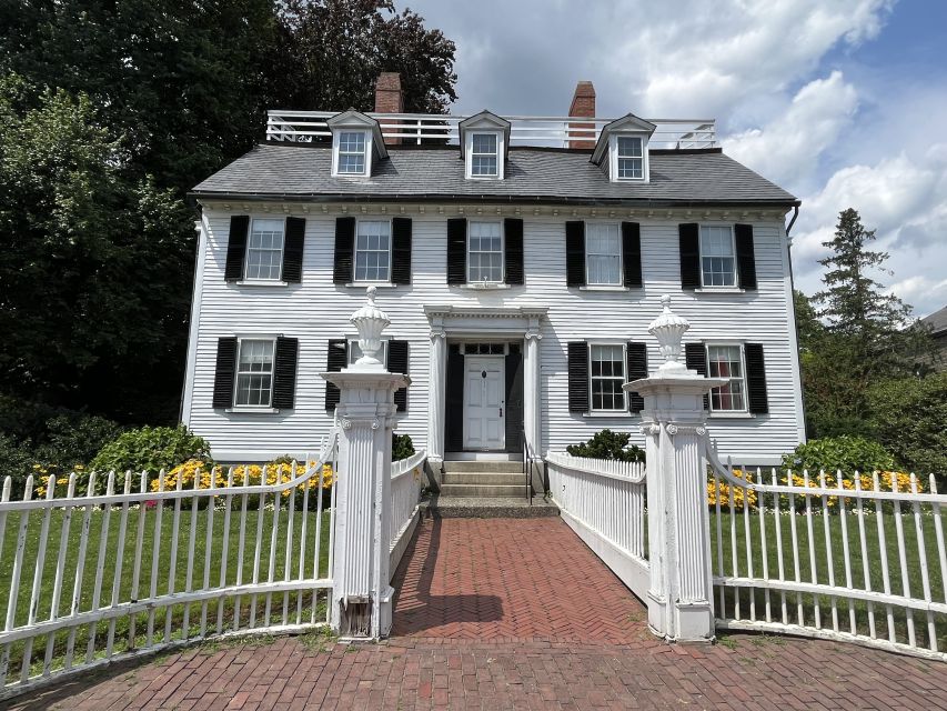 Boston: Salem by Boat – Witch Trials & Walking Tour - Bewitched, Hocus Pocus, and Salem’s pop culture layer
