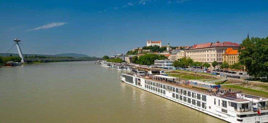 Bratislava: Cruise - Devín Castle Round Trip - The 90-minute journey to Devín