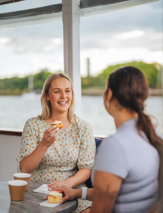 Brisbane: Cruise to Lunch Package: 10:30am-2pm (3.5hr) - What you can eat for lunch