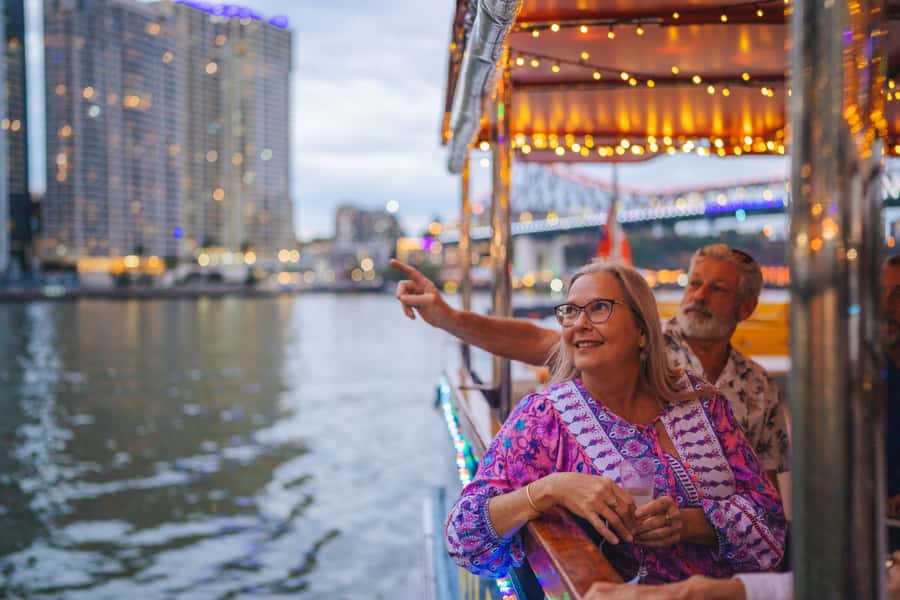 Brisbane: Midday 1.5-Hour Sightseeing Cruise 12.30pm-2.00pm - Tea, coffee, cake, and the onboard bar