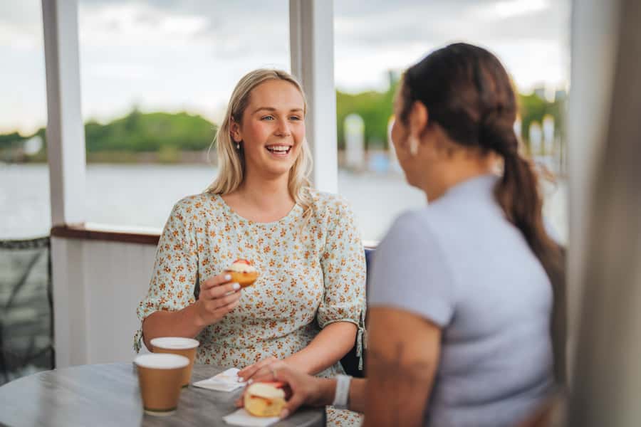 Brisbane: Morning Sightseeing Cruise: 10:30am-12pm (90min) - Morning tea, scones and the relaxed pace